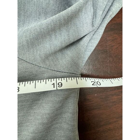 Under Armour The Tech Tee Loose Fit Grey Short Sleeve Tee Size Small - Picture 6 of 7